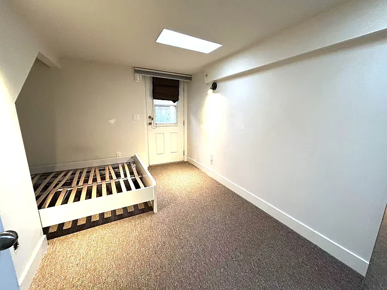 14602 W Beach Ave #BASEMENT — Photo 6