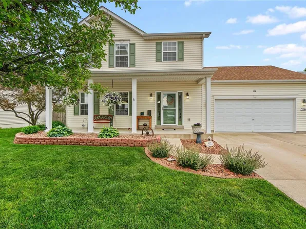216 Red Leaf Way, Wright City, MO 63390