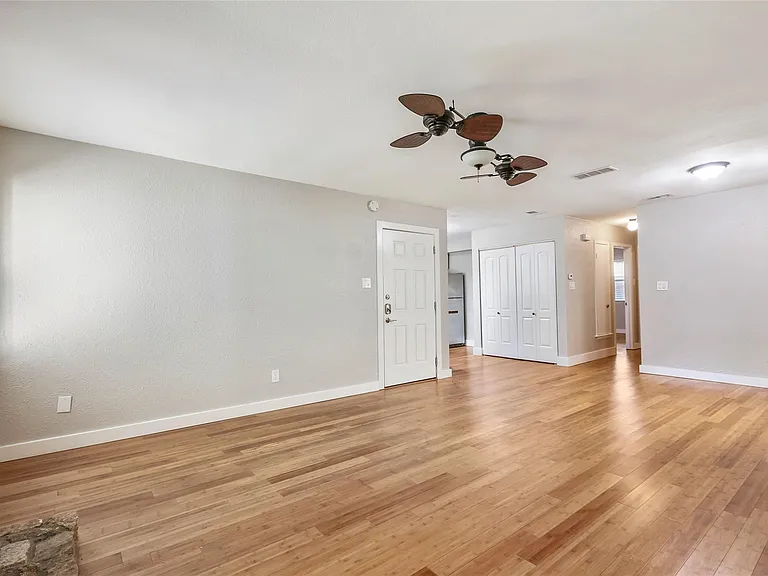 2402 Berkeley Ave #A — Photo 12