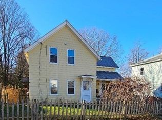 20 Carpenter St, Warren, MA 01083