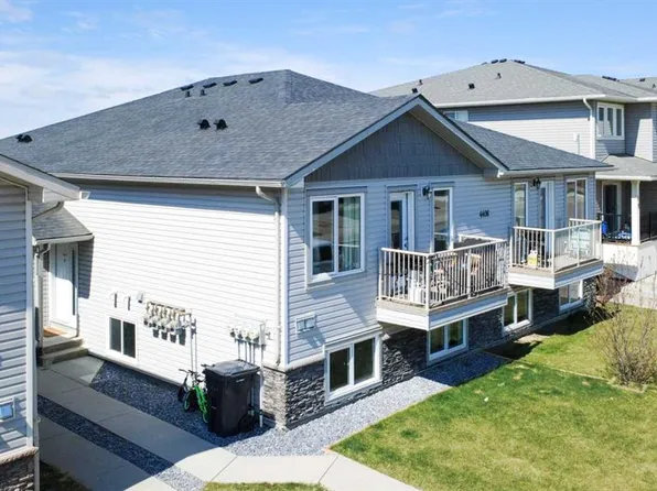 4406 NW Lake Dr #3-C, Coalhurst, AB T0L 0V2