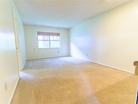 2nd image of 229 E King Street #55