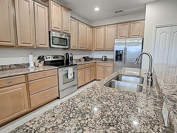 3rd image of 3273 Saloman Ln