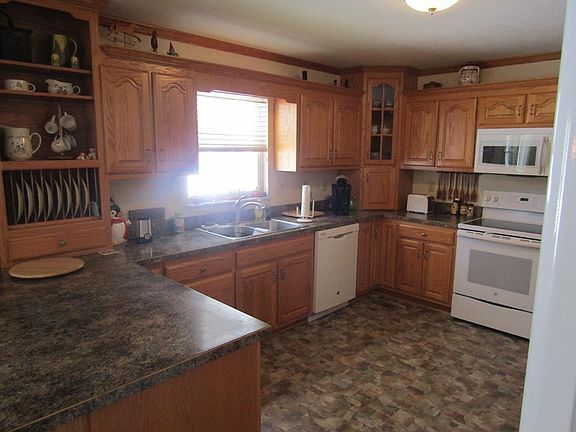 4th image of 206 Venture Ln