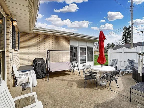 5th image of 3355 Carlin Dr