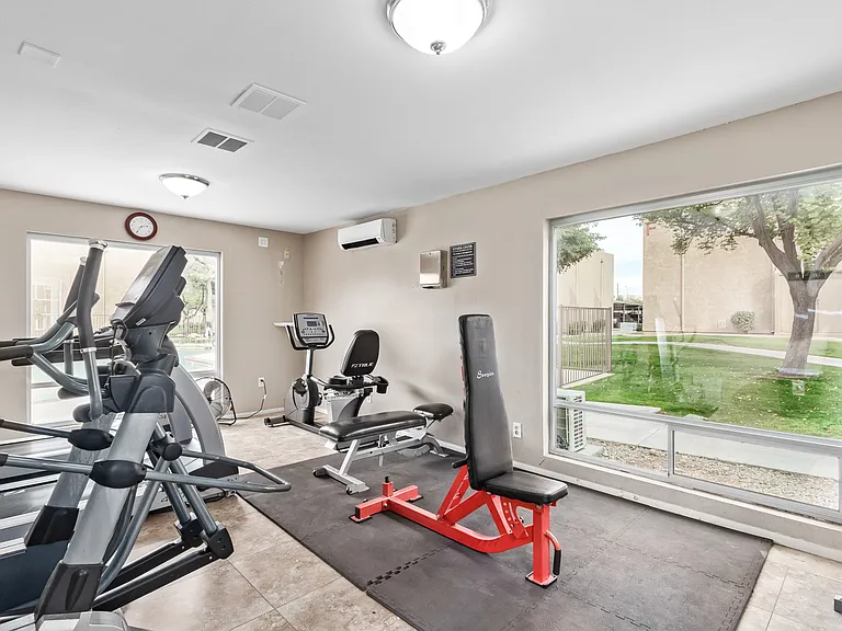 5525 E Thomas Rd #Q8 — Photo 25