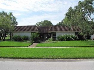 4003 Carrollwood Village Dr, Tampa, FL 33618