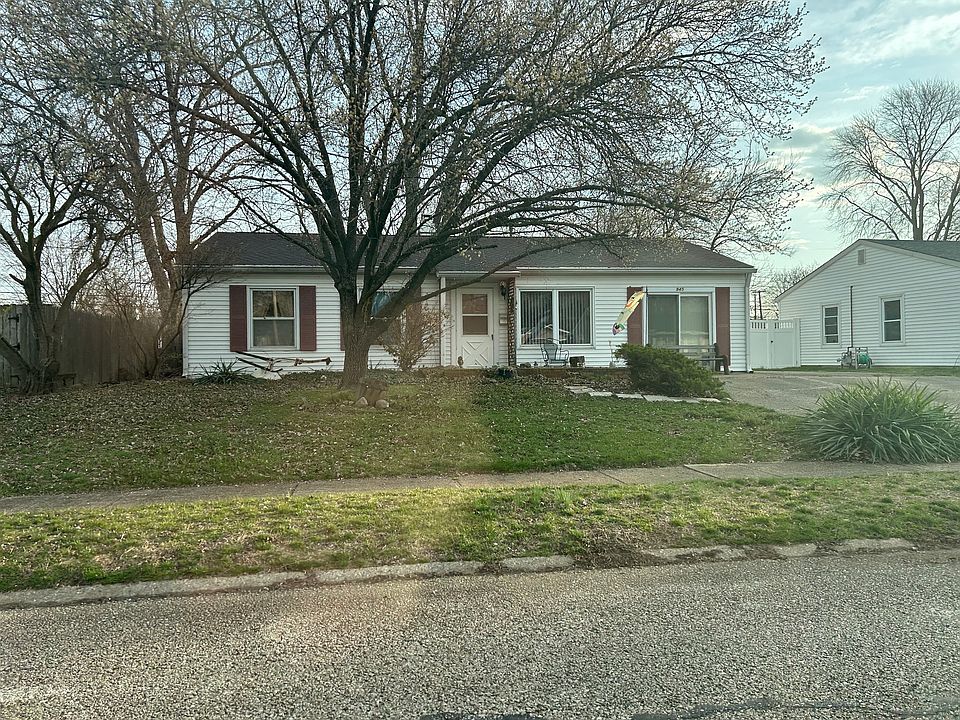 1st image of 945 Highlander Dr