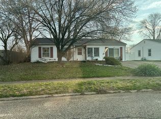 945 Highlander Dr, Plainfield, IN 46168