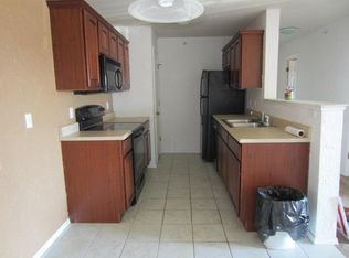 1040 S Clifton Ave #203, Springfield, MO 65802