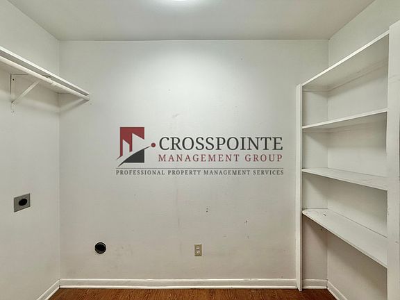 5th image of 2531 Westminster Dr