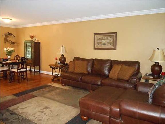 5th image of 8148 Savannah Hills Dr