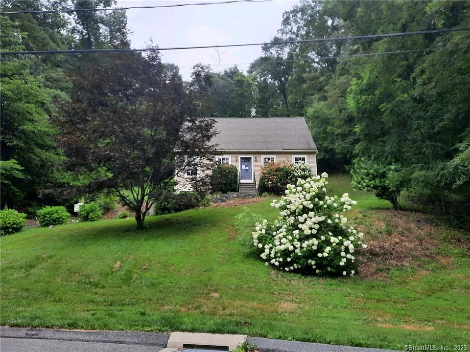 330 Lee Farm Dr, Southbury, CT 06488 MLS 170590471 Zillow