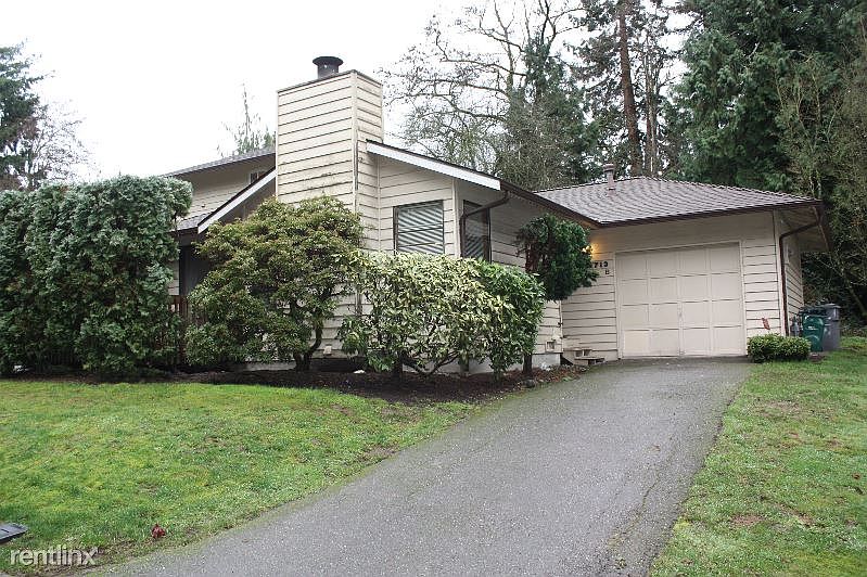 1st image of 12713 NE 83rd Ct #B