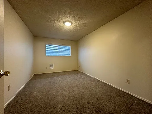 Beaver Creek Apartments — Photo 17