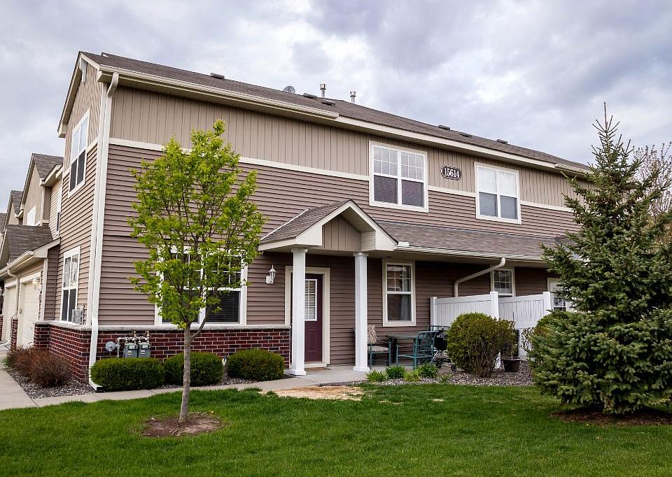 1st image of 15614 Emerald Dr N Unit 1
