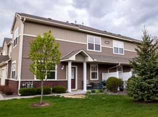 15614 Emerald Dr N UNIT 1, Hugo, MN 55038