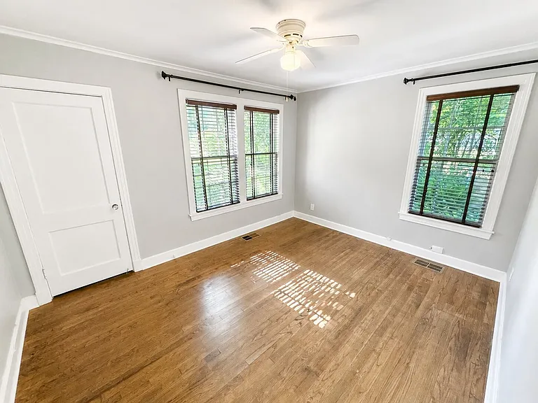 4204 Fairfield Ave — Photo 9
