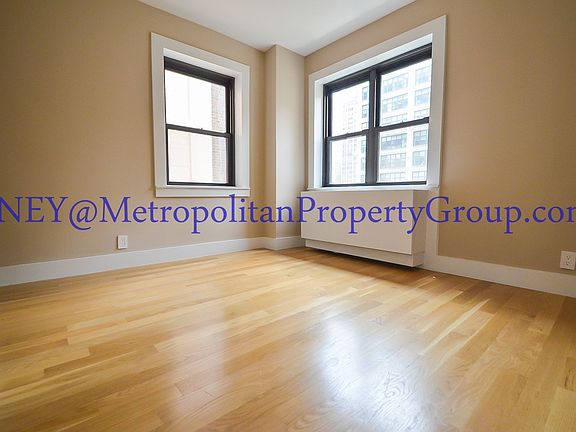 3rd image of 301 E 47th St #14AJN
