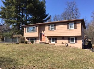 5 Emil Ln, Garnerville, NY 10923