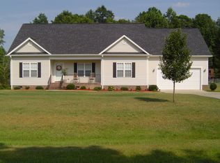 106 Western Wayne Dr NW, Pikeville, NC 27863