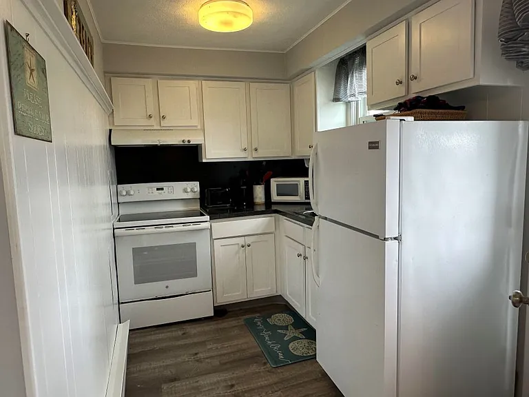 595 Succotash Rd — Photo 5