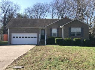 408 Cyprus Ct, Clarksville, TN 37040