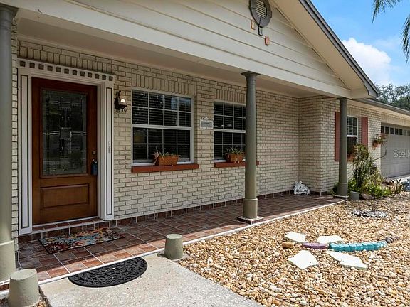 5th image of 104 W Brentridge Dr
