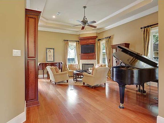 5th image of 22 Heron St