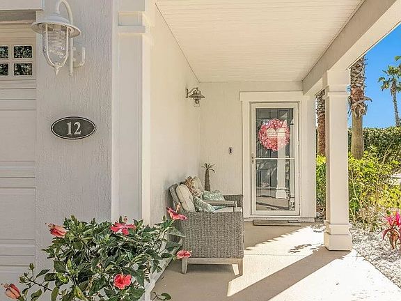 Front private patio.