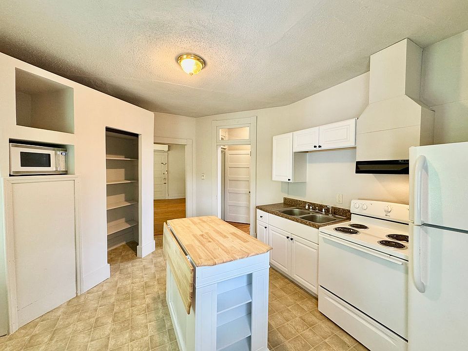 1st image of 215 N Mecklenburg Ave #215B