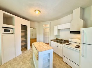 215 N Mecklenburg Ave #215B, South Hill, VA 23970
