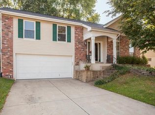 1340 Culpepper Ridge Dr, Ballwin, MO 63021