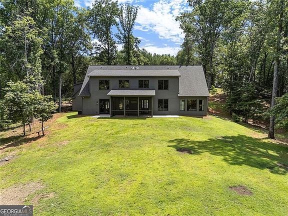 2nd image of 3394 Robinson Rd