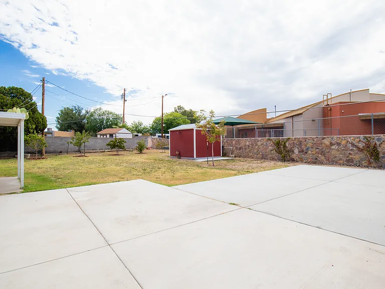 1633 Stull Dr — Photo 35