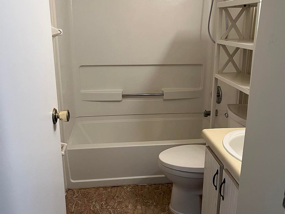 2nd image of 3099 Jackielane Dr