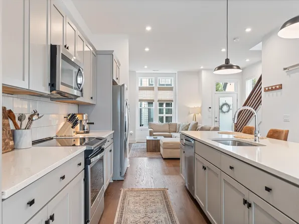 645 Nashua Ln Unit 106, Nashville, TN 37209