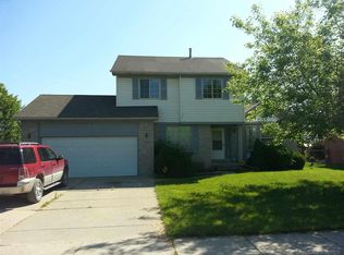 27065 Telstar Rd, New Baltimore, MI 48051