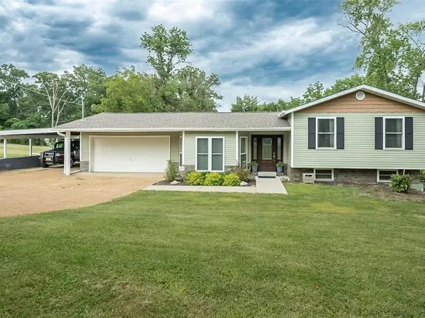 209 Laverne Dr, Fenton, MO 63026
