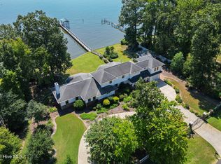121 Nixons Beach Road, Edenton, NC 27932