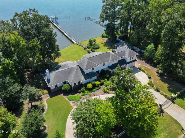 121 Nixons Beach Road, Edenton, NC 27932