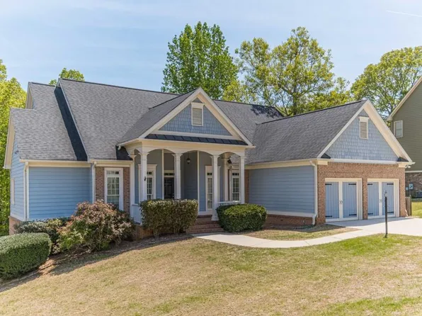 618 Richmond Pl, Loganville, GA 30052