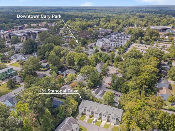 131 Stanopal Dr, Cary, NC 27511