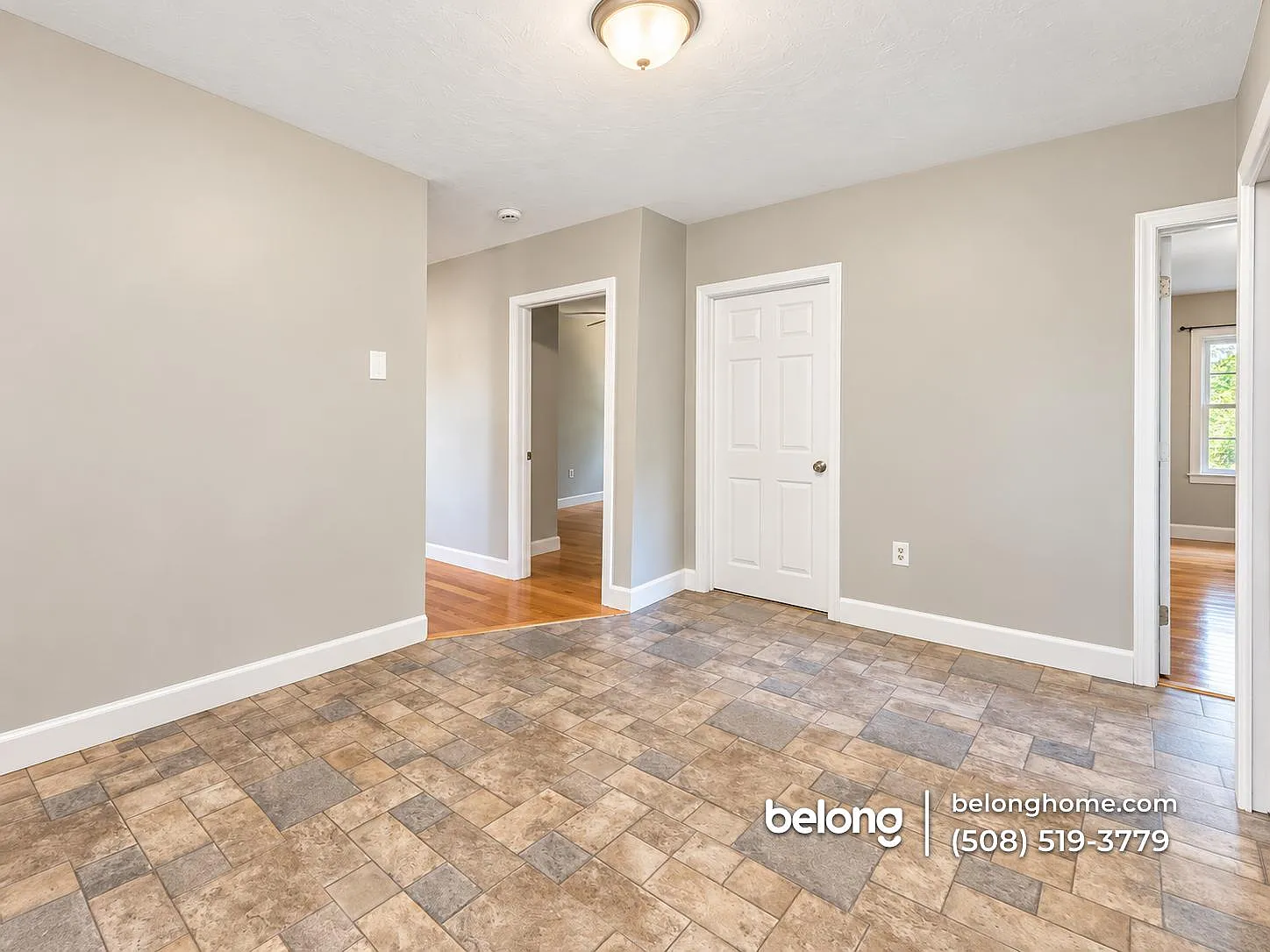 3 bed, 1.0 bath, 1100 sqft, $2,295 — Photo 4