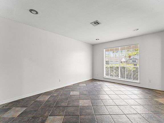 3rd image of 5910 Jim St