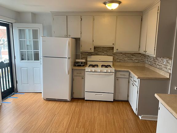 2nd image of 30 Park St