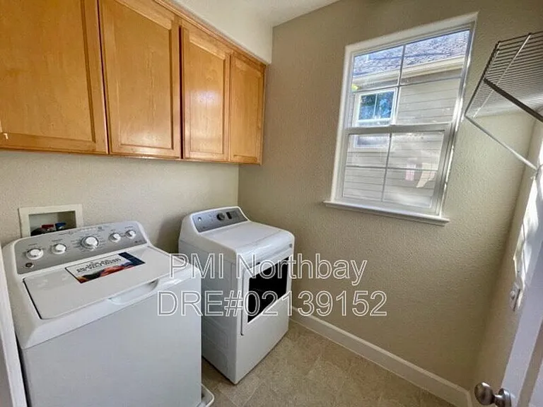 6347 Newhaven Ln — Photo 16