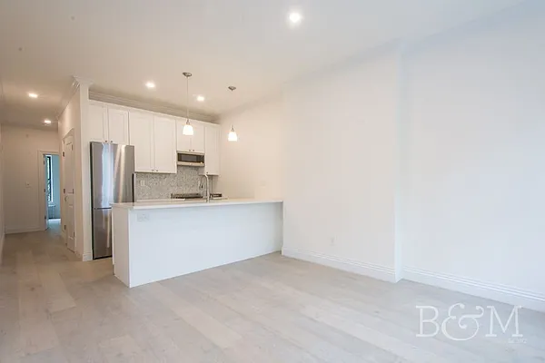 Rented by Brick&Mortar | media 19