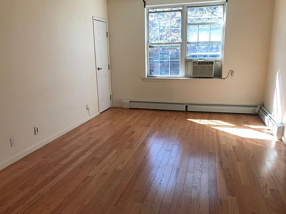 3rd image of 20809 41st Ave
