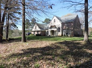 1160 An County Road 442, Palestine, TX 75803